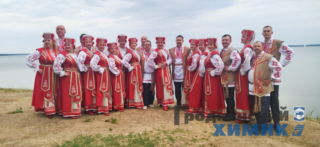 Народный хор «Росница» ОАО «Гродно Азот» выступил на «Певчем поле»